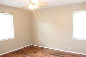 2234 Loyce Dr in Mesquite, TX - Building Photo - Building Photo