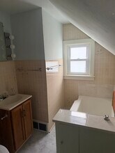 27 Phelps Ave in Battle Creek, MI - Building Photo - Building Photo