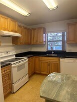 7757 SW 86th St in Miami, FL - Building Photo