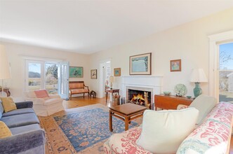 541 Manor Ln in Riverhead, NY - Building Photo - Building Photo