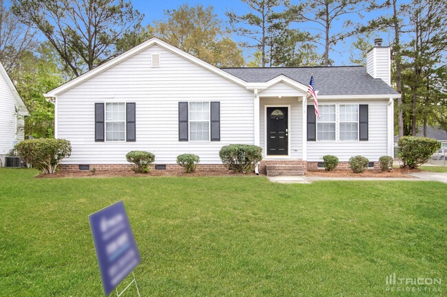 property at 12 Penhurst Ct