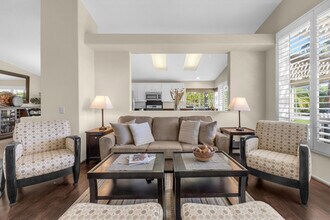 170 Vía Tramonto in Palm Desert, CA - Building Photo - Building Photo