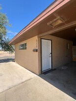 515 W McGaffey St in Roswell, NM - Building Photo