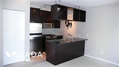 1001 Homer St in Vancouver, BC - Building Photo - Building Photo