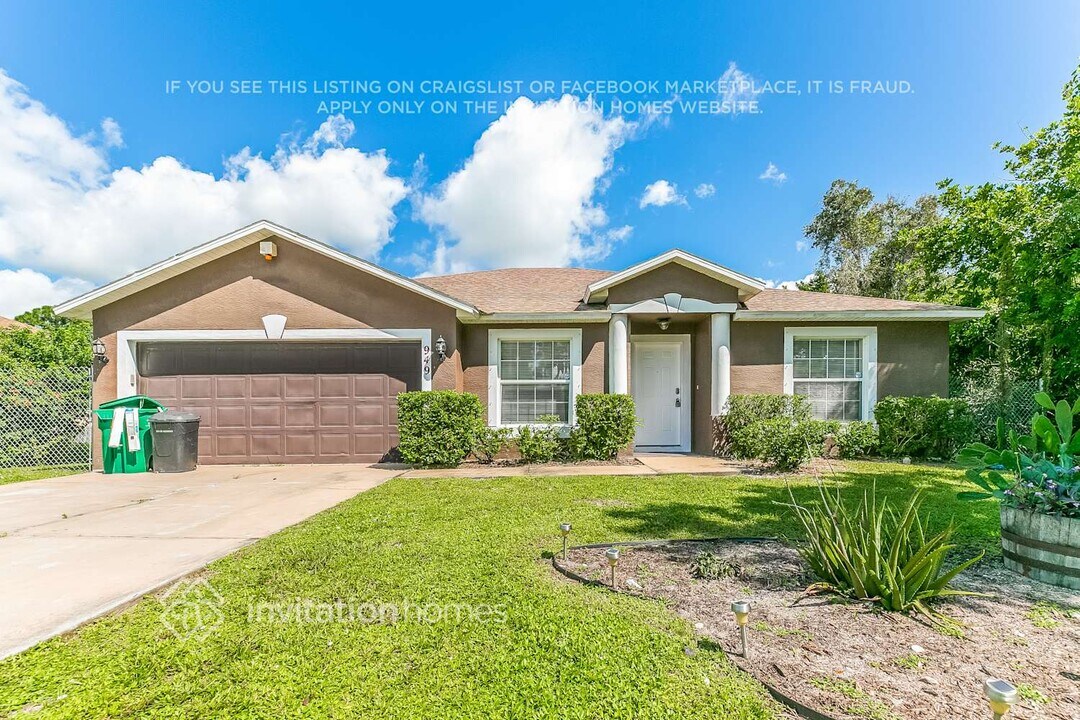 949 SW California Blvd in Port St. Lucie, FL - Building Photo