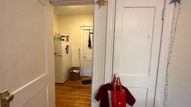 70 Queensberry St, Unit 16 in Boston, MA - Building Photo - Building Photo