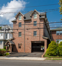 231 Rahway Ave in Elizabeth, NJ - Building Photo - Building Photo