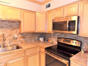 2025 Eleventh St in Port Aransas, TX - Building Photo - Building Photo