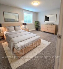 4802 Porter Dr in Ammon, ID - Building Photo - Building Photo