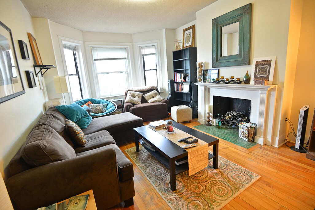 18 Glenville Ave, Unit 3 in Boston, MA - Foto de edificio