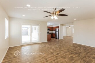 7438 W Carol Ave in Peoria, AZ - Building Photo - Building Photo