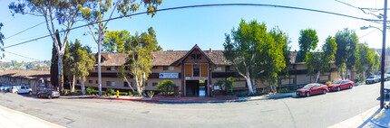 Sleepy Hollow Apartments in San Diego, CA - Building Photo - Building Photo