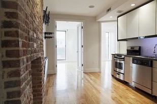 Newly Renovated 2 Bed on Bedford Ave by L Apartments