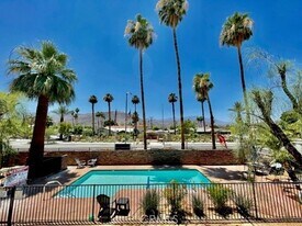 44220 San Pablo Ave, Unit D in Palm Desert, CA - Building Photo