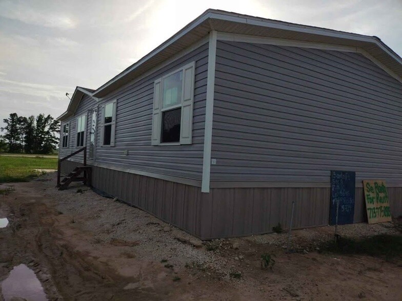 1959 Rd 5714 in Cleveland, TX - Building Photo