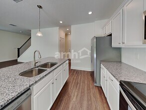 5879 Hampton Creek Rd in Jacksonville, FL - Building Photo - Building Photo