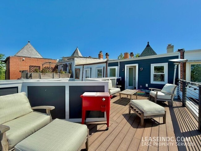 2326 1st St NW in Washington, DC - Building Photo - Building Photo