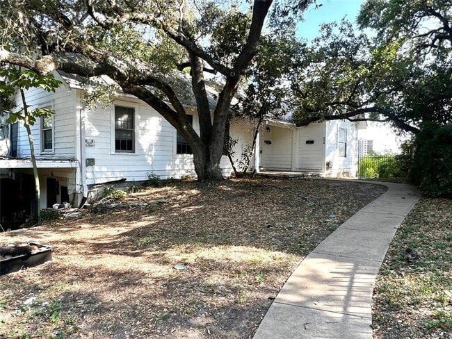 808 Edgecliff Terrace in Austin, TX - Building Photo - Building Photo