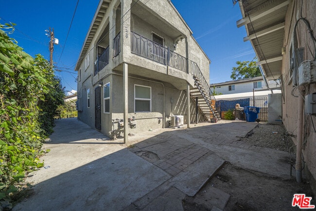 property at 229 E 85th St