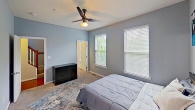 2 Mustang Dr in La Plata, MD - Building Photo - Building Photo