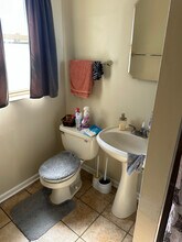 8328 S Ingleside Ave in Chicago, IL - Foto de edificio - Building Photo