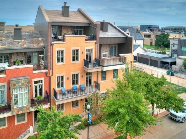 property at 115 NE 3rd St