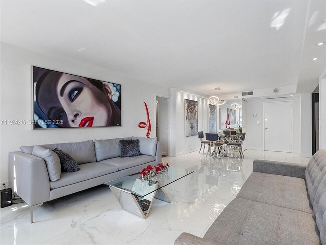 251 174th St in Sunny Isles Beach, FL - Building Photo - Building Photo