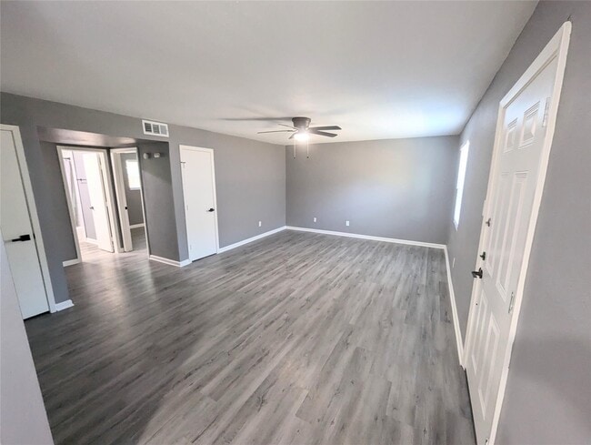 property at 2015 Rosalee St