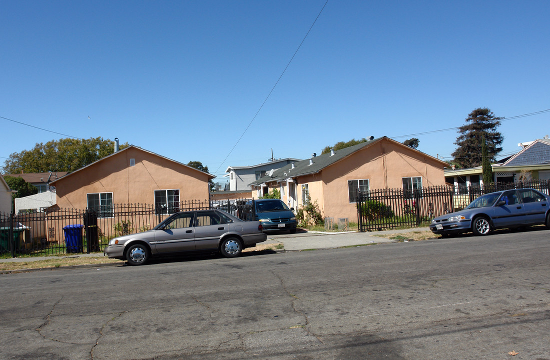 625-629 18th St in Richmond, CA - Foto de edificio