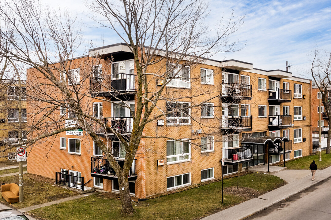 5300 de Salaberry Rue in Montréal, QC - Building Photo