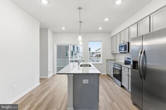 410 18th Ave in Ranson, WV - Building Photo - Building Photo