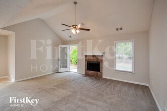 160 Creekstone Ct in Covington, GA - Building Photo - Building Photo