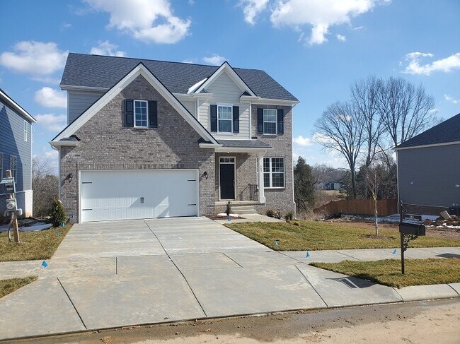 585 Montrose Dr in Mount Juliet, TN - Foto de edificio - Building Photo