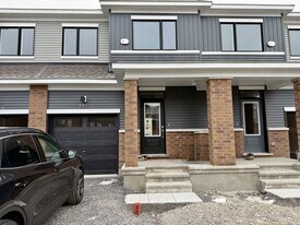 532 Promontory Pl in Ottawa, ON - Building Photo