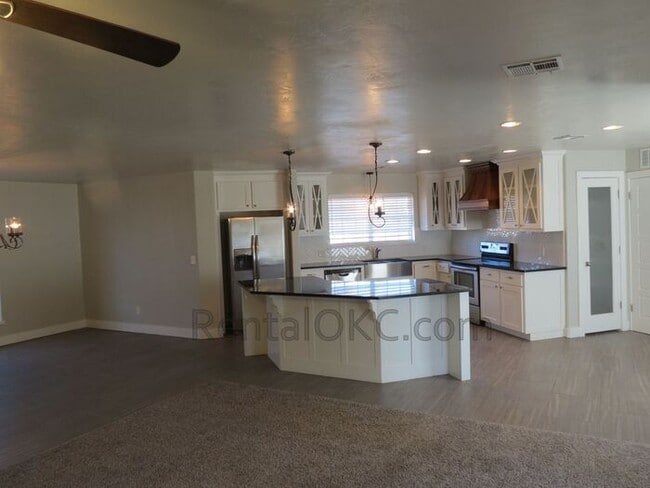 5320 N Drexel Blvd in Oklahoma City, OK - Building Photo - Building Photo