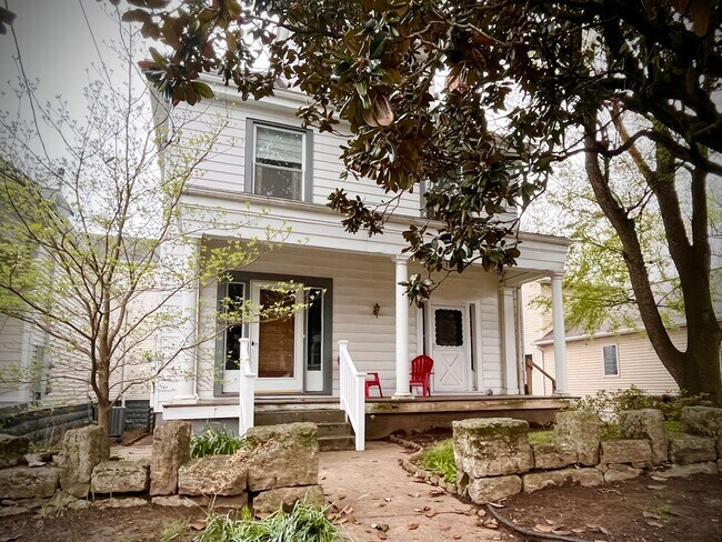 property at 2240 Payne St