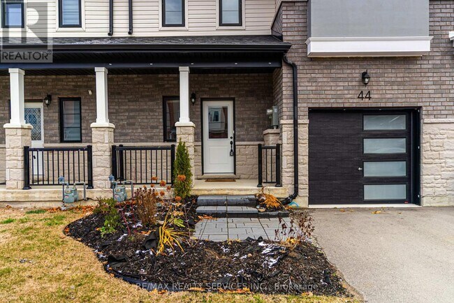 44 Lahey Cres in Penetanguishene, ON - Building Photo - Building Photo