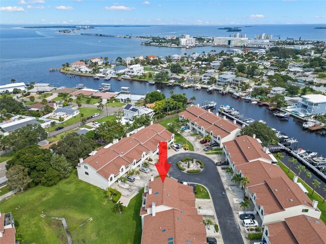 2376 Hanover Dr in Dunedin, FL - Building Photo - Building Photo