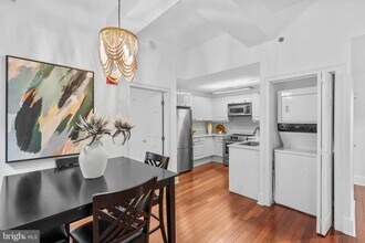 1500 Chestnut St in Philadelphia, PA - Building Photo - Building Photo