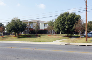 The Waterford at Huebner Apartments