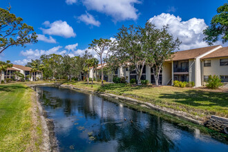 Bird Bay Community in Venice, FL - Building Photo - Building Photo