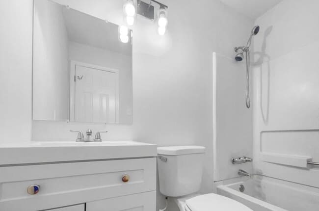 4913 Belmont Rd in Richmond, VA - Building Photo - Building Photo