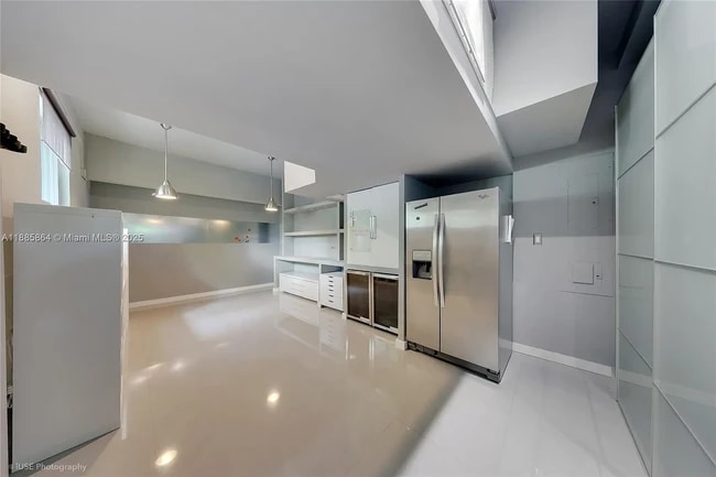 850 N Venetian Dr in Miami Beach, FL - Building Photo - Building Photo