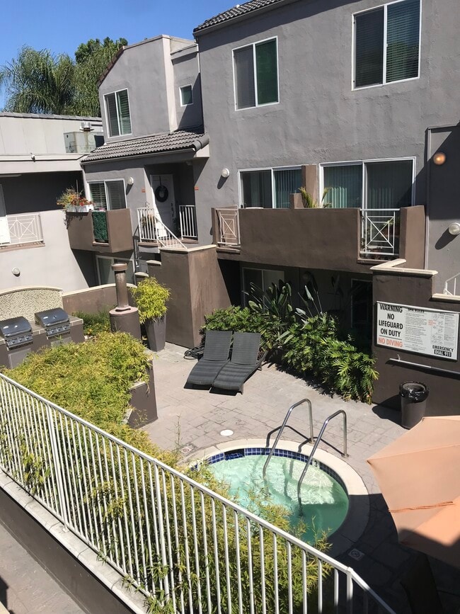 property at 355 N Maple St