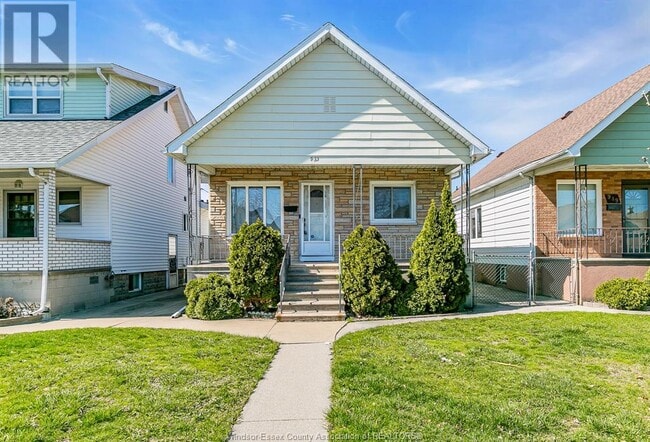 property at 953 Marentette Ave