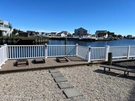 27 S Dayton Dr in Little Egg Harbor Township, NJ - Building Photo