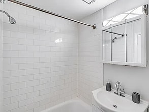 630 W Fisher Ave, Unit 1 in Philadelphia, PA - Building Photo - Building Photo