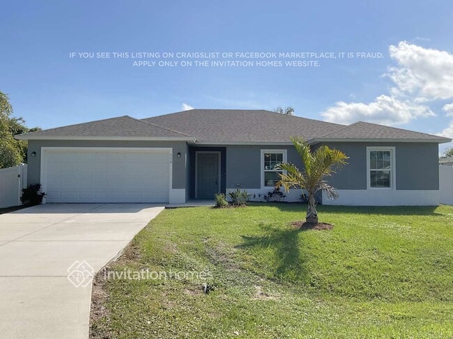 property at 950 Vantage St SE
