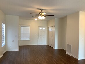 249 Cavanaugh Dr in Commercial Point, OH - Building Photo - Building Photo