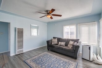 3877 Chamoune Ave in San Diego, CA - Building Photo - Building Photo